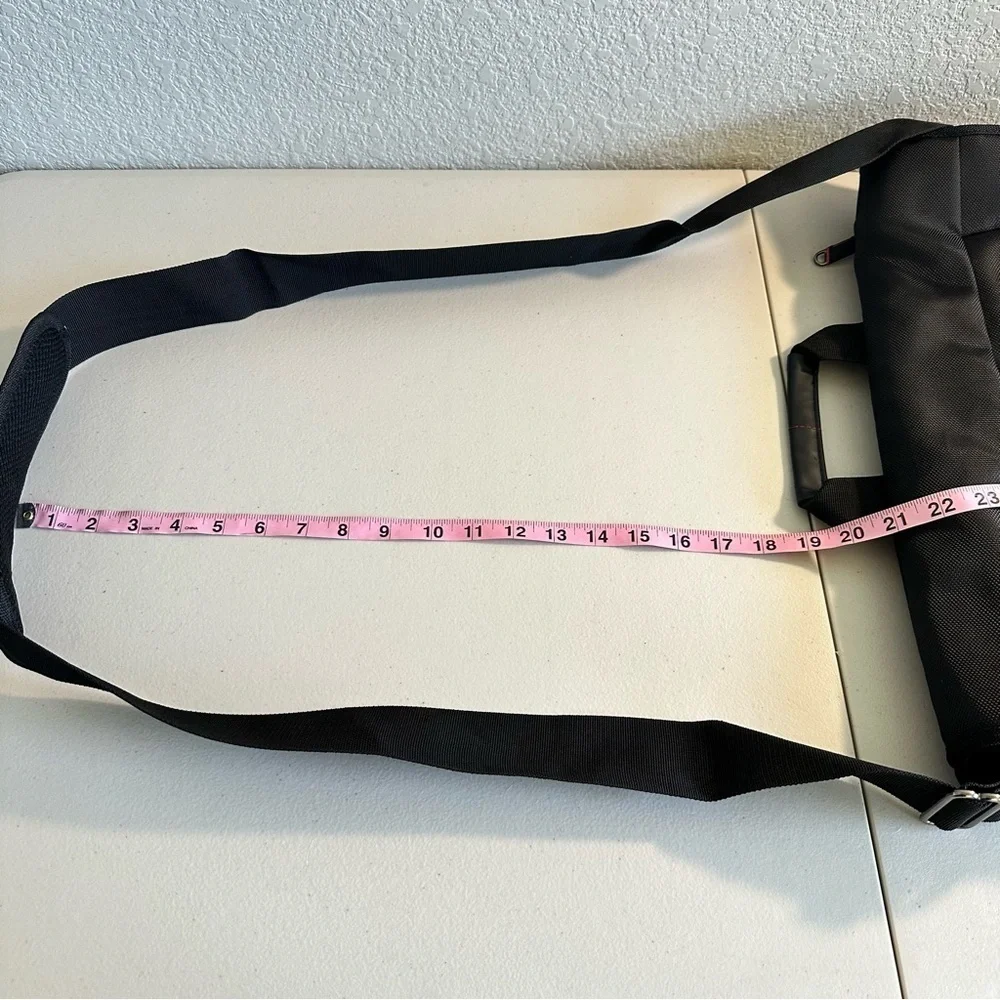 Samsonite Black Laptop Messenger Bag